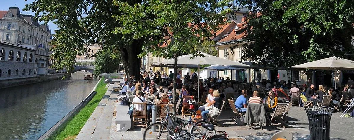 Apartment By The Castle Hill Ljubljana